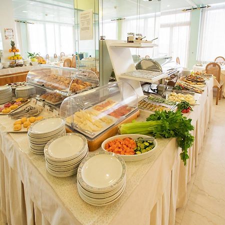 Hotel Bristol 索托马里纳 外观 照片