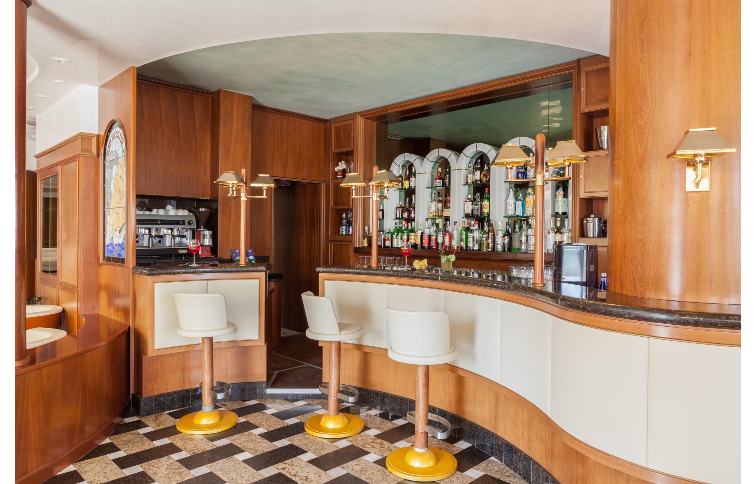 Hotel Bristol 索托马里纳 外观 照片