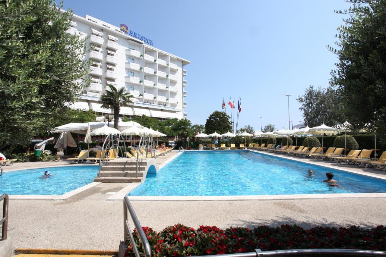 Hotel Bristol 索托马里纳 外观 照片